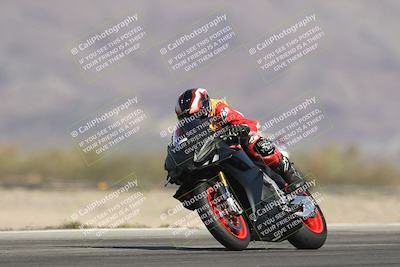 media/Oct-26-2025-Race Pace (Sun) [[c1447ca738]]/Non Verified (1st 20 Minutes of every Hour)/4-Turn 14 (1110am)/